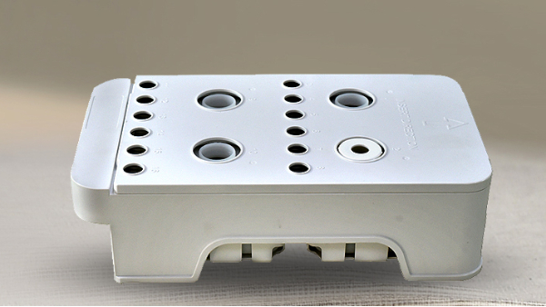 塑膠外殼注塑加工出現(xiàn)脆裂怎么辦？